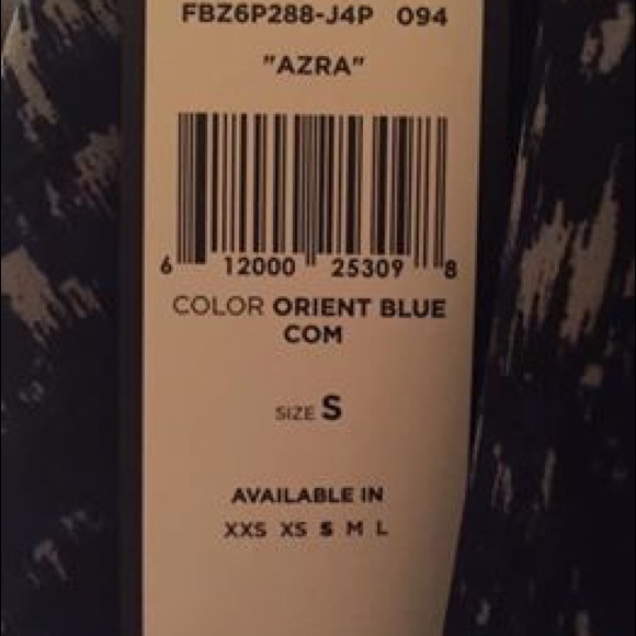 BCBG MAX DRESS SIZE SMALL NEW WITH TAGS $220 - Picture 7 of 7